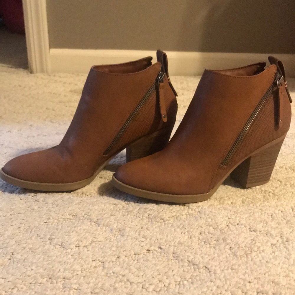Brown boots!